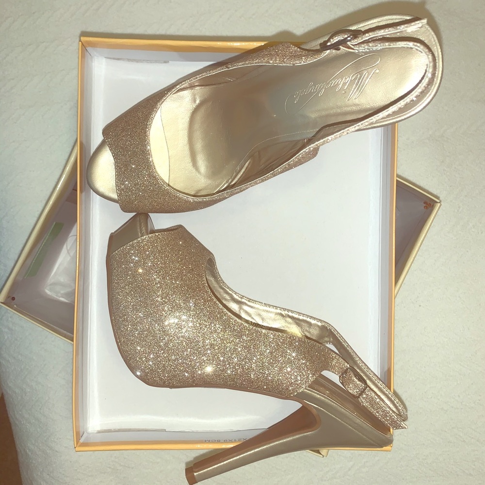 Peep-toe Platform Glitter Slingbacks